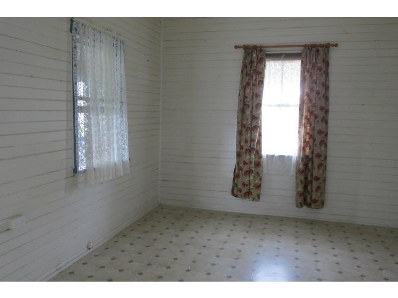 77 High Street, Walkervale QLD 4670