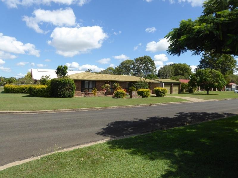 1 CHISWICK Street, Avenell Heights QLD 4670