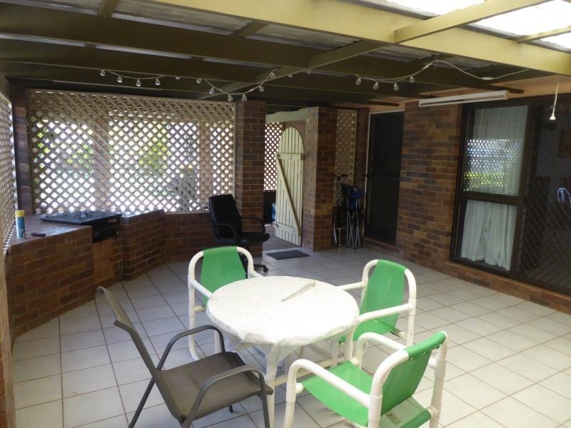 1 CHISWICK Street, Avenell Heights QLD 4670