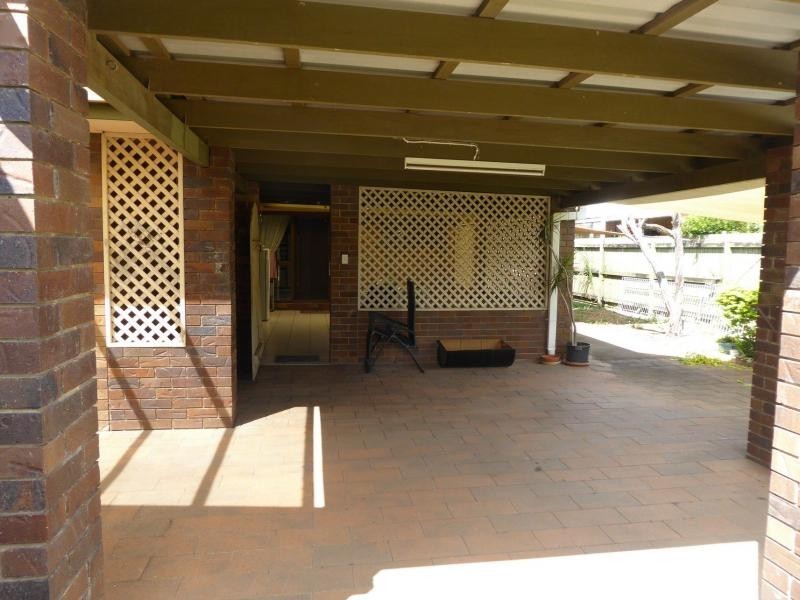 1 CHISWICK Street, Avenell Heights QLD 4670