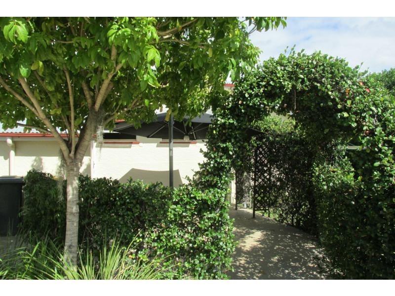 92 Maryborough Street, Walkervale QLD 4670
