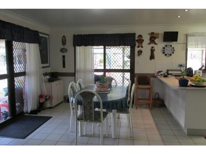 4 Grahams Road, Sharon QLD 4670