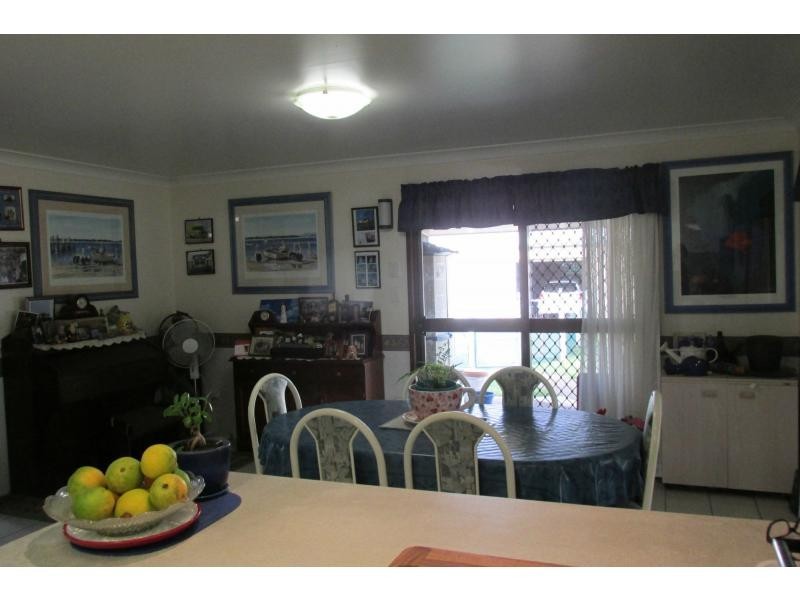 4 Grahams Road, Sharon QLD 4670