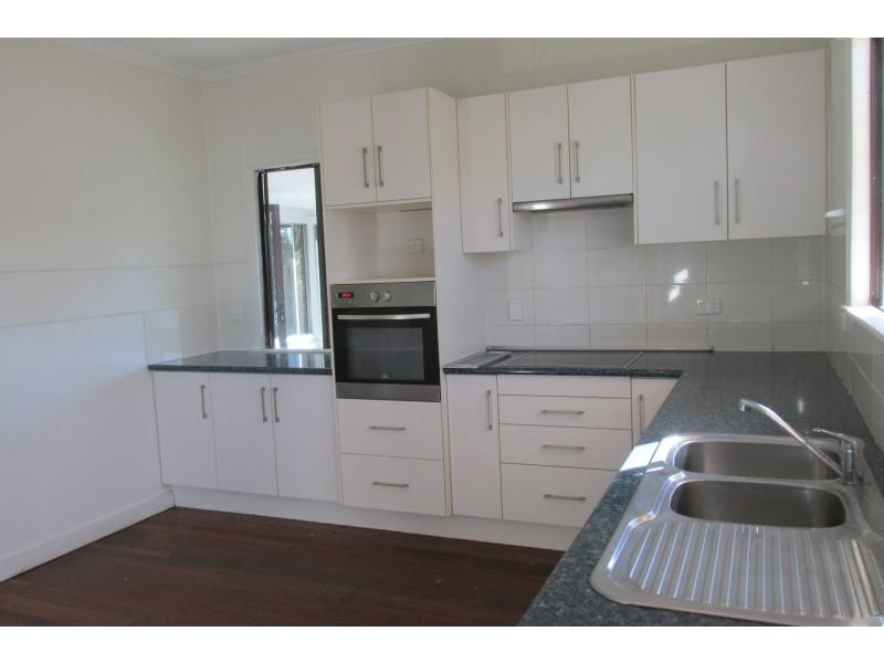 Walkervale QLD 4670