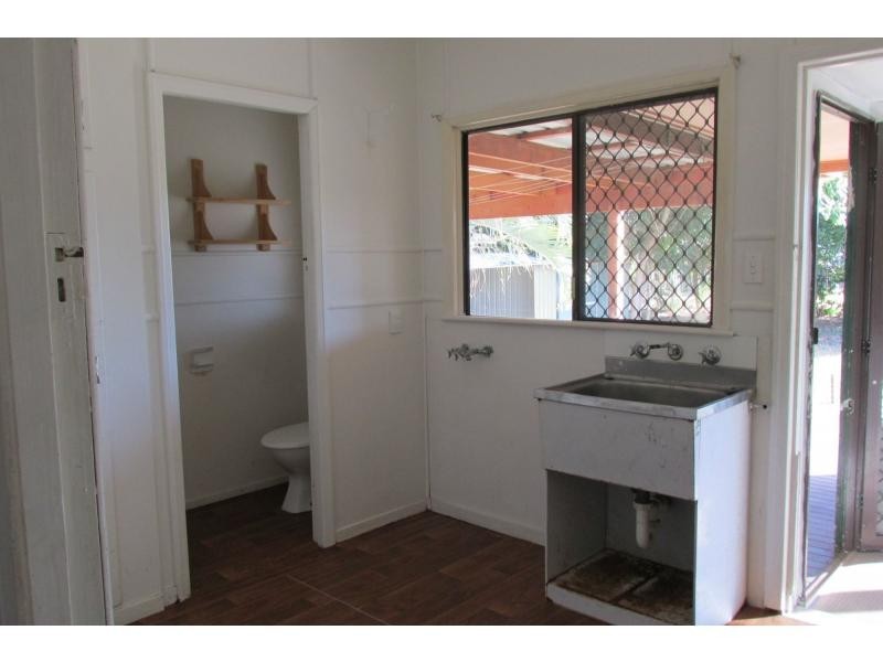 Walkervale QLD 4670