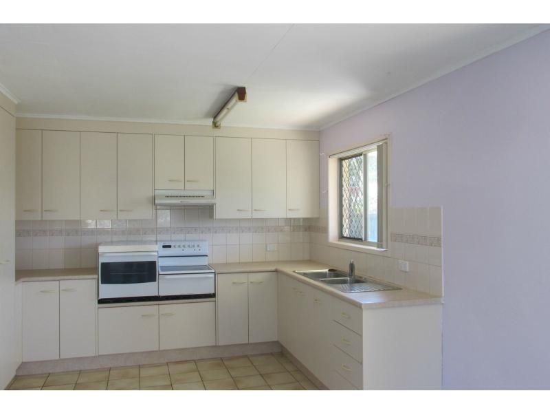 17 Payne Street, Millbank QLD 4670