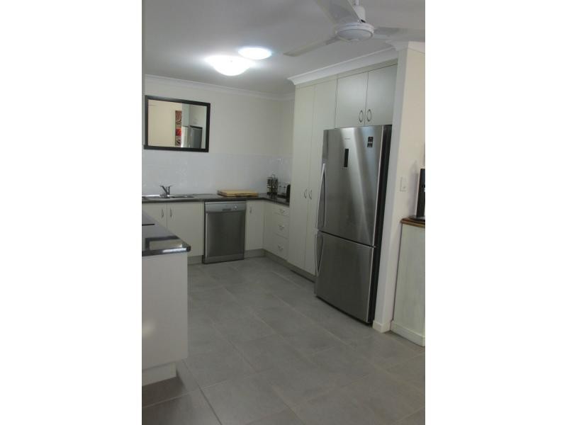 Unit 5/26 Dunn Road South, Avenell Heights QLD 4670