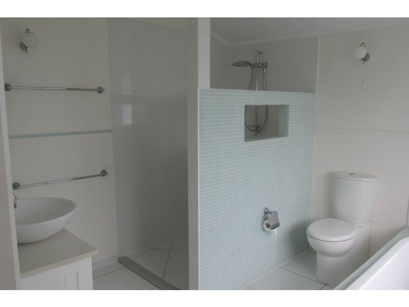 Elliott Heads QLD 4670