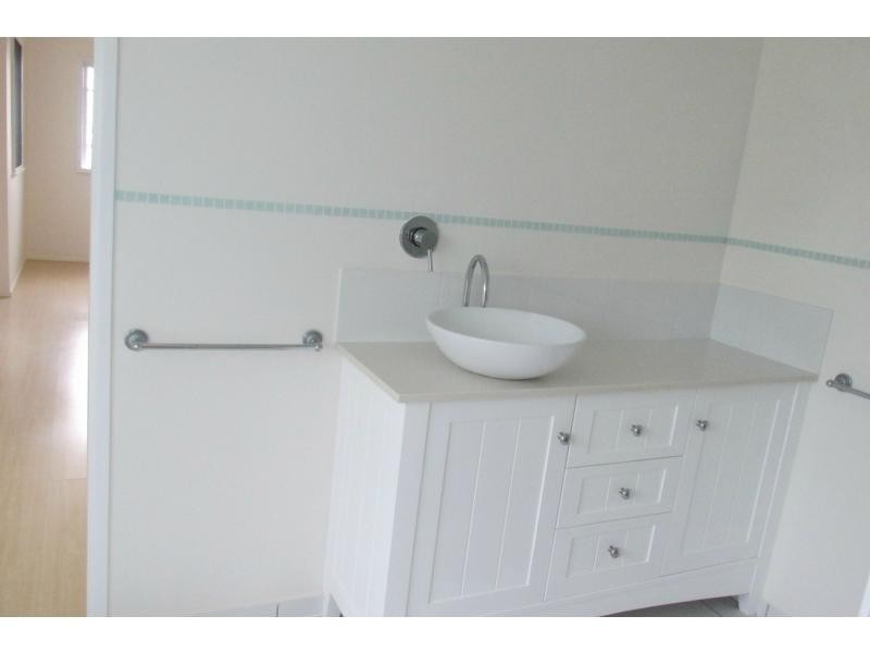 Elliott Heads QLD 4670