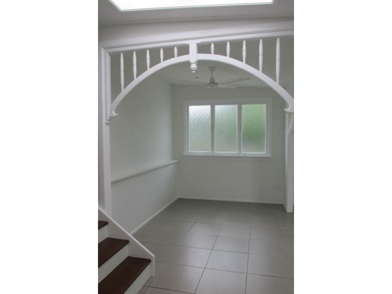 Elliott Heads QLD 4670