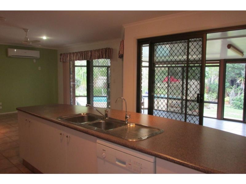 6 Inspiration Court, Avoca QLD 4670