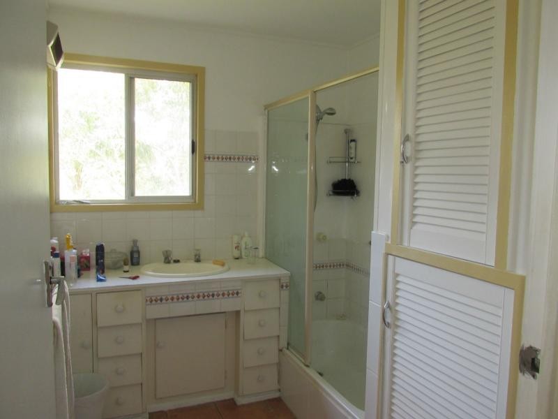 Sharon QLD 4670