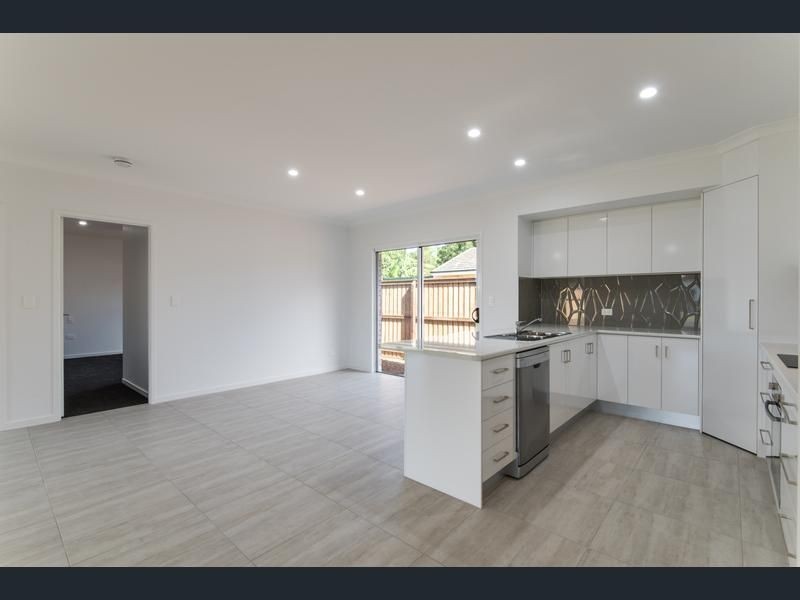 2 Tesch Street South, Thabeban QLD 4670