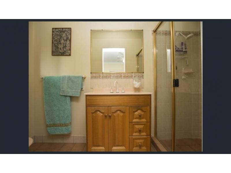 296 Sylvan  North, Moore Park Beach, Moore Park Beach QLD 4670