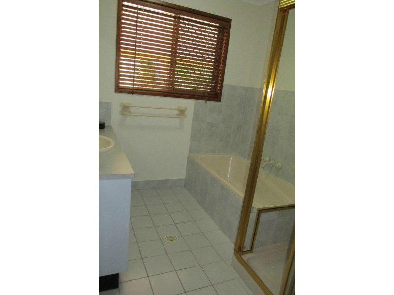 30 Pleasant Drive, Sharon QLD 4670
