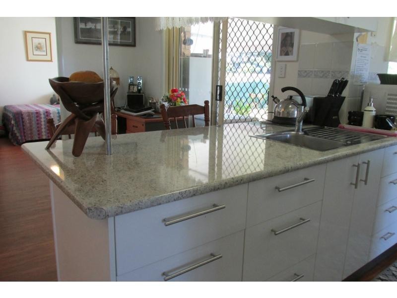 6 Marshall Street, Burnett Heads QLD 4670