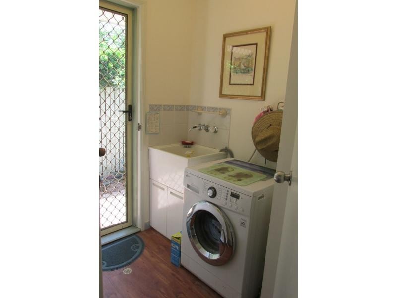 6 Marshall Street, Burnett Heads QLD 4670