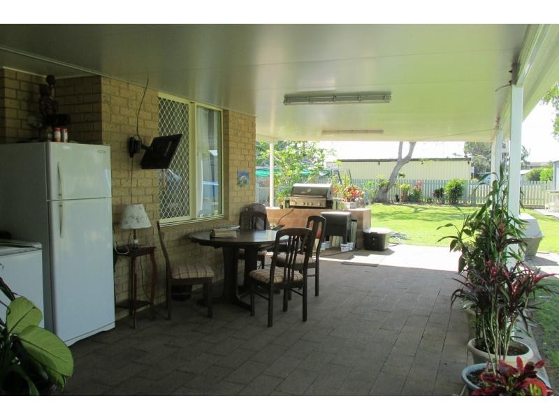 6 Marshall Street, Burnett Heads QLD 4670