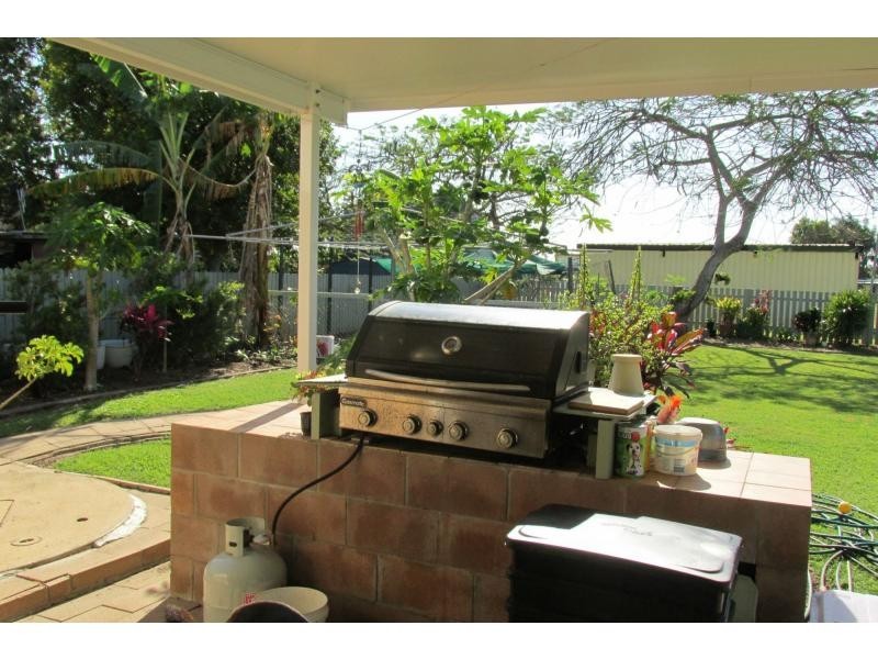 6 Marshall Street, Burnett Heads QLD 4670