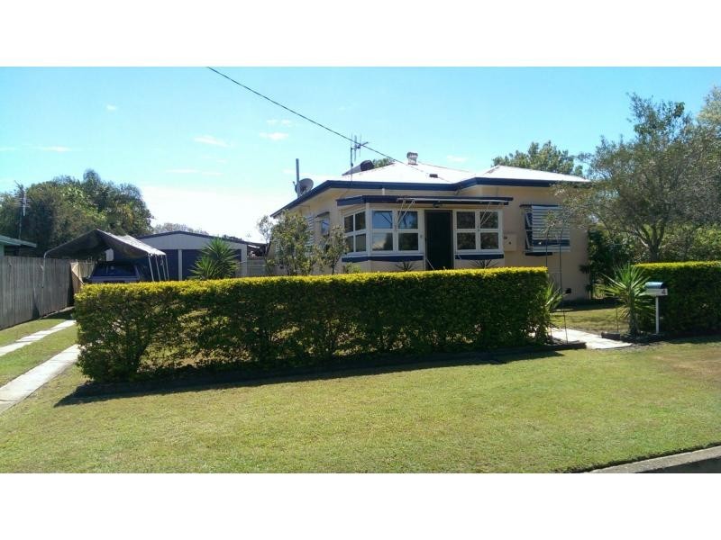 4 Briggenshaw  South, Kepnock QLD 4670