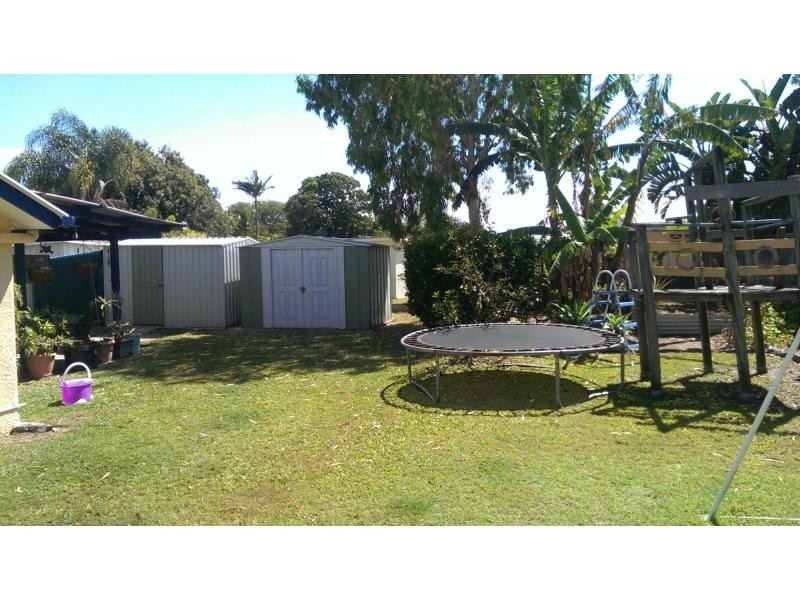 4 Briggenshaw  South, Kepnock QLD 4670