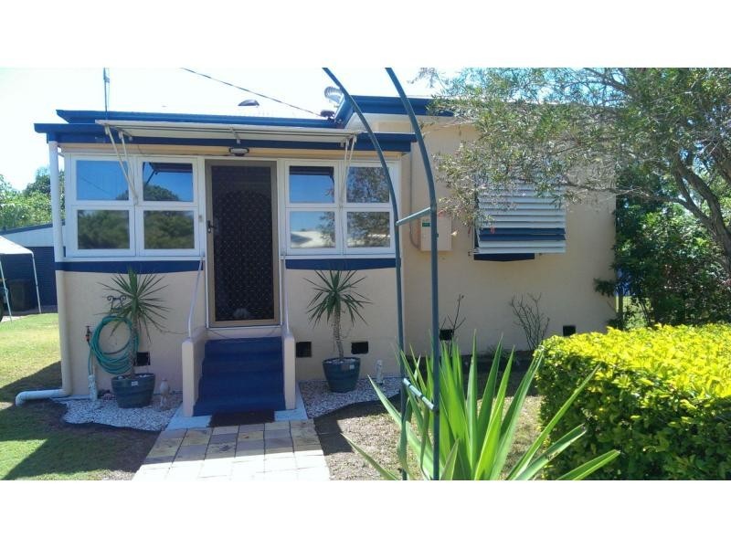 4 Briggenshaw  South, Kepnock QLD 4670