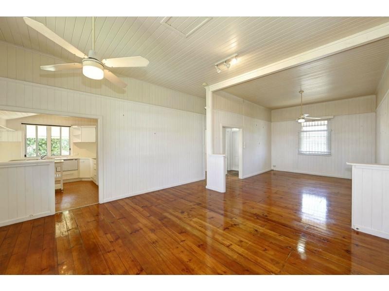 128 WOONDOOMA Street, Bundaberg West QLD 4670