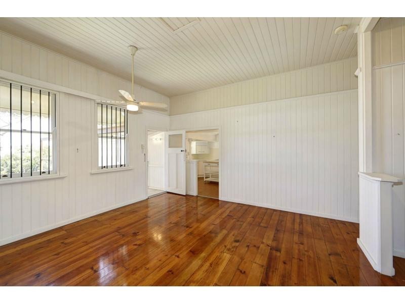 128 WOONDOOMA Street, Bundaberg West QLD 4670