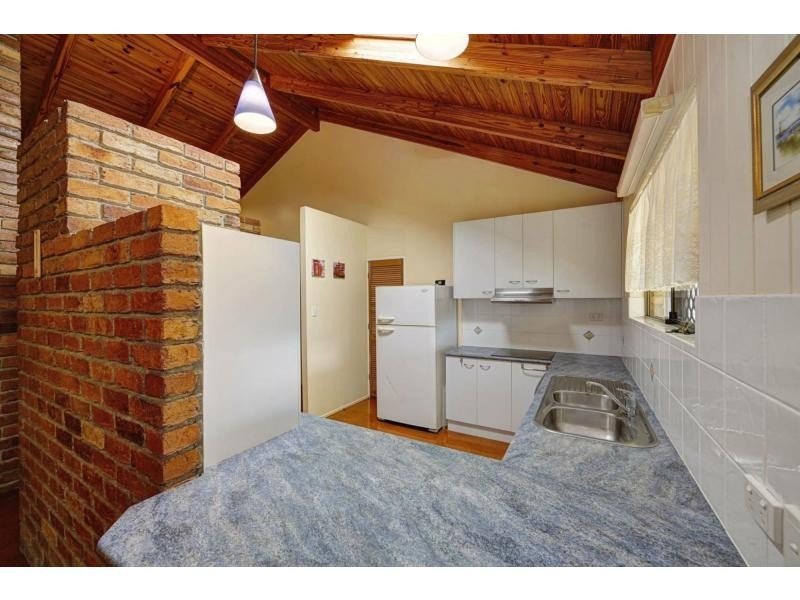 15 Glenview crescent, Avoca QLD 4670