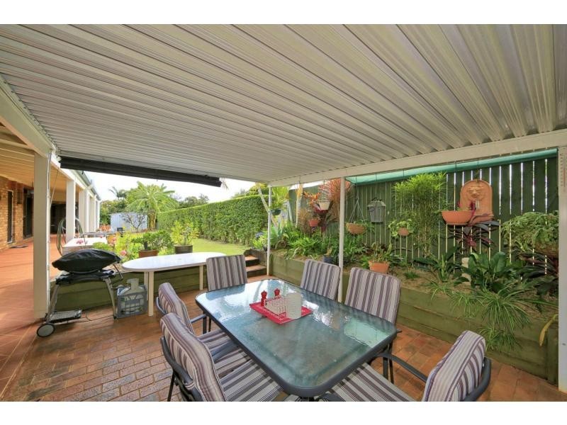 15 Glenview crescent, Avoca QLD 4670