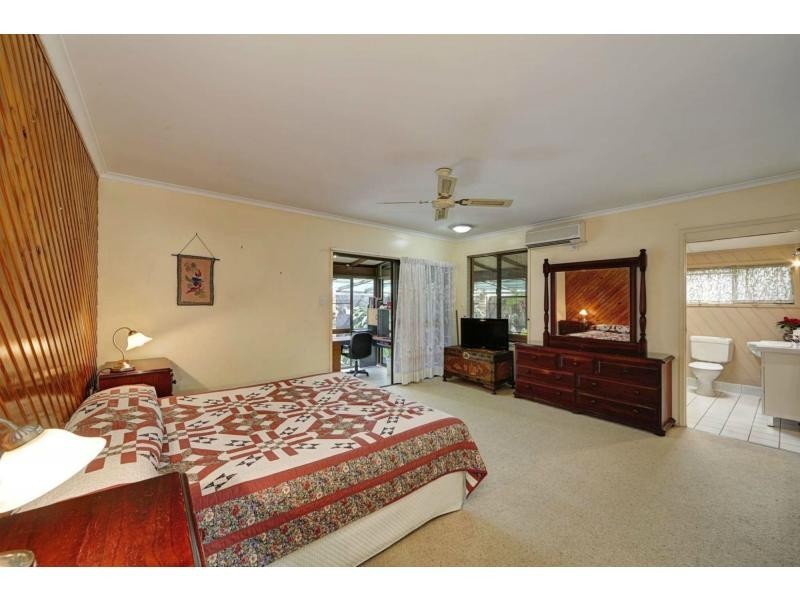 15 Glenview crescent, Avoca QLD 4670