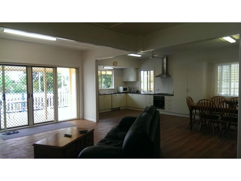 64 Hanbury Street North, Bundaberg North QLD 4670