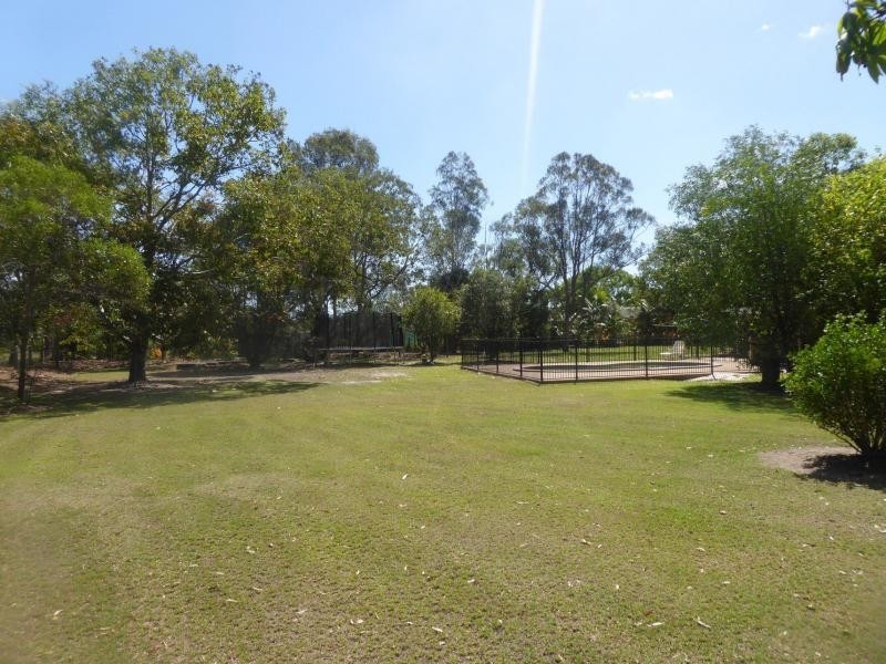 20 Aquamarine , Rivr Park Estate, Branyan QLD 4670