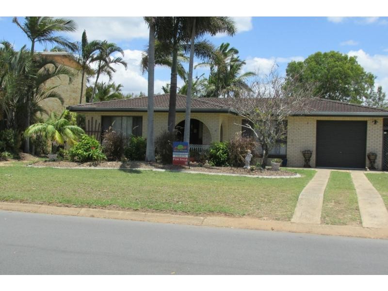 Moore Park Beach QLD 4670