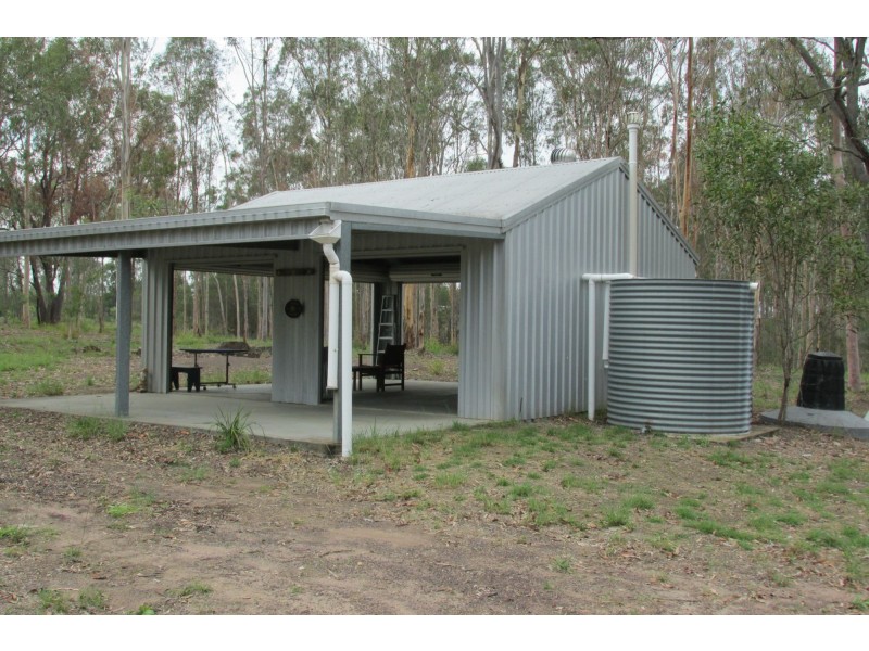 Pine Creek QLD 4670