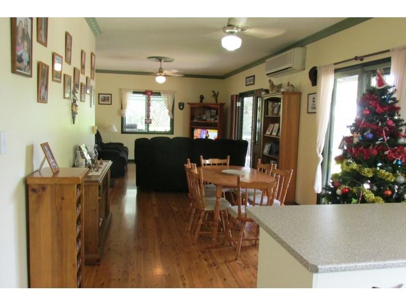 10 Park Royal Drive, Branyan QLD 4670