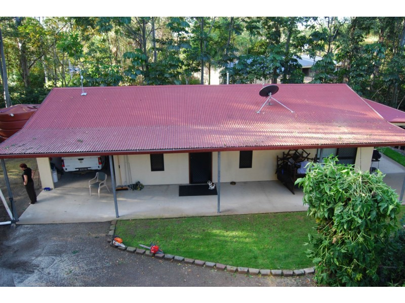 Sharon QLD 4670
