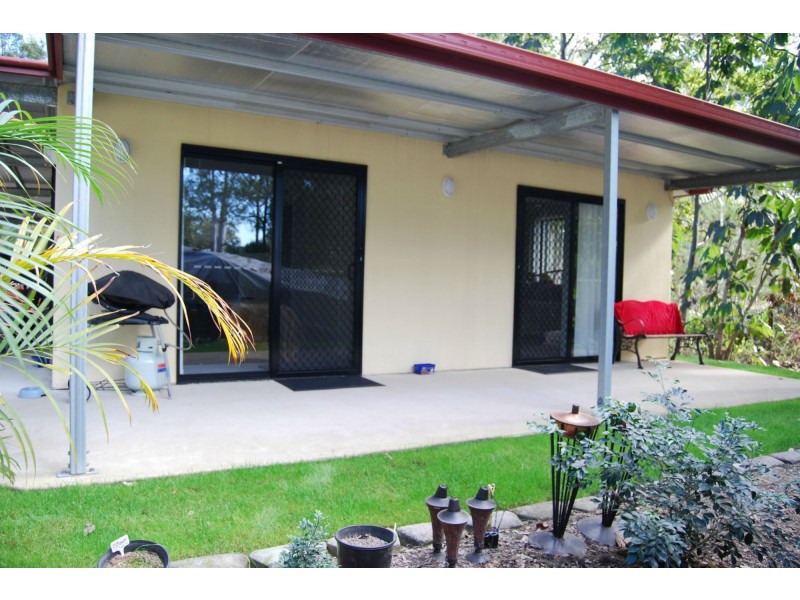 Sharon QLD 4670