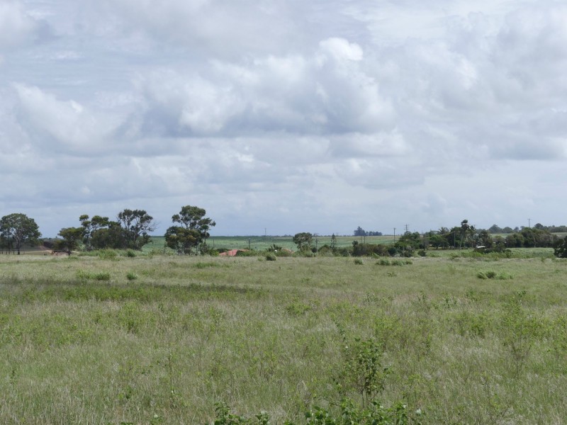 1 Gooburrum Road, Gooburrum QLD 4670