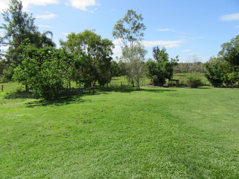 32 Henricksens Road, Sharon QLD 4670