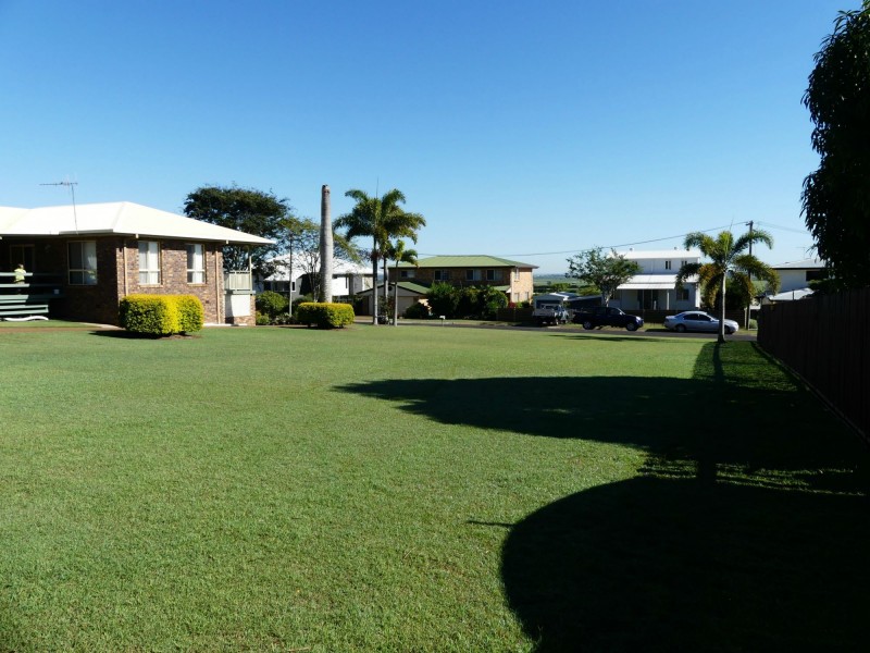 5 Martins Court, Qunaba QLD 4670