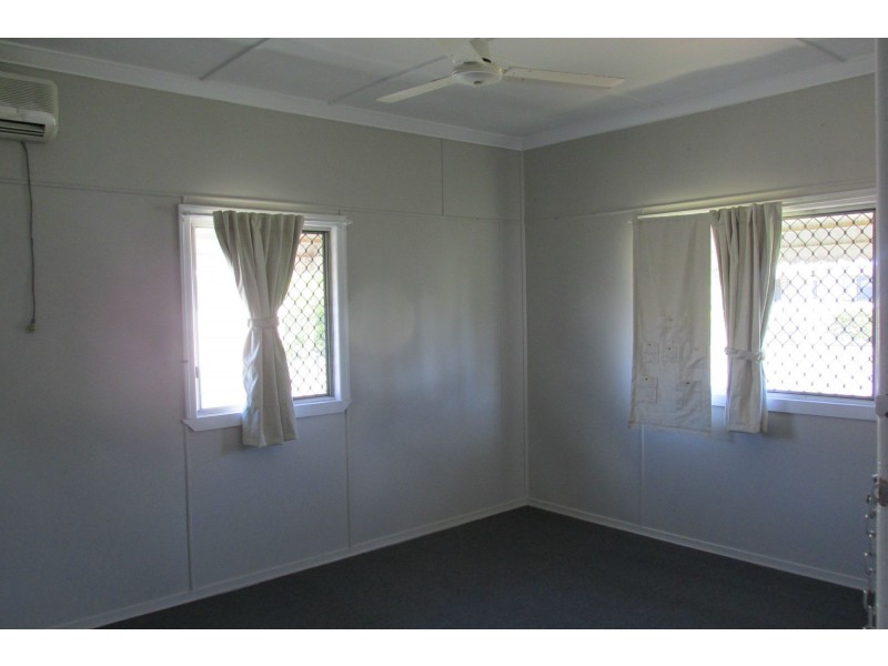 Walkervale QLD 4670
