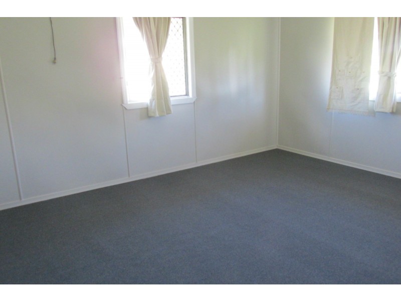 Walkervale QLD 4670
