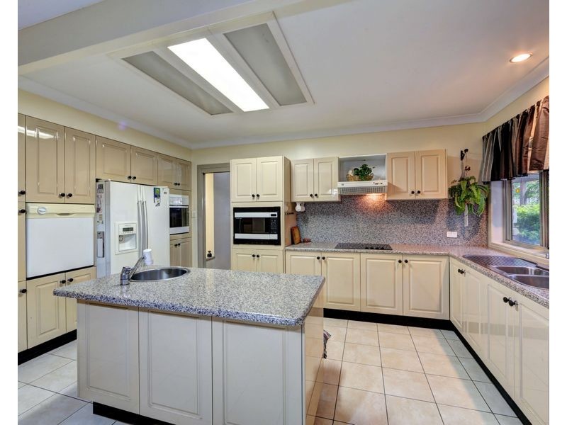 153 Childers Rd, Branyan QLD 4670