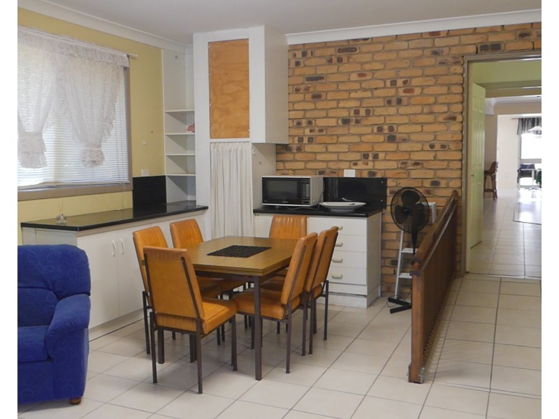 153 Childers Rd, Branyan QLD 4670