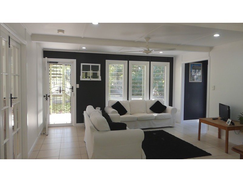 7 Plum Tree Cres, Moore Park Beach QLD 4670