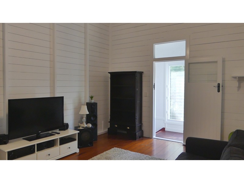 7 Plum Tree Cres, Moore Park Beach QLD 4670