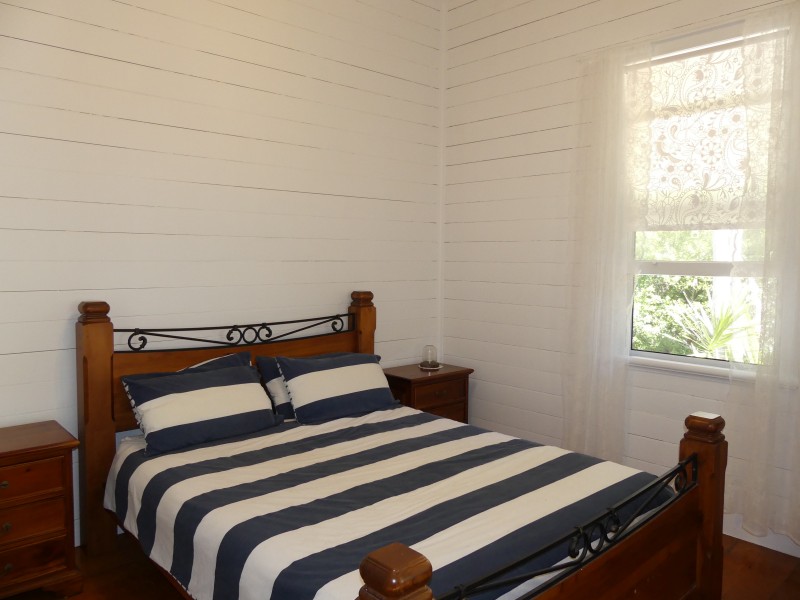 7 Plum Tree Cres, Moore Park Beach QLD 4670