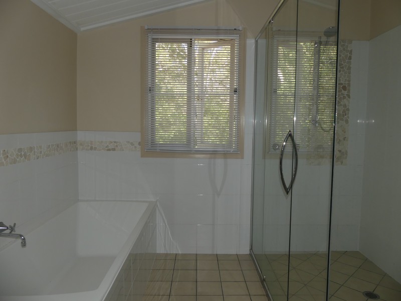 7 Plum Tree Cres, Moore Park Beach QLD 4670