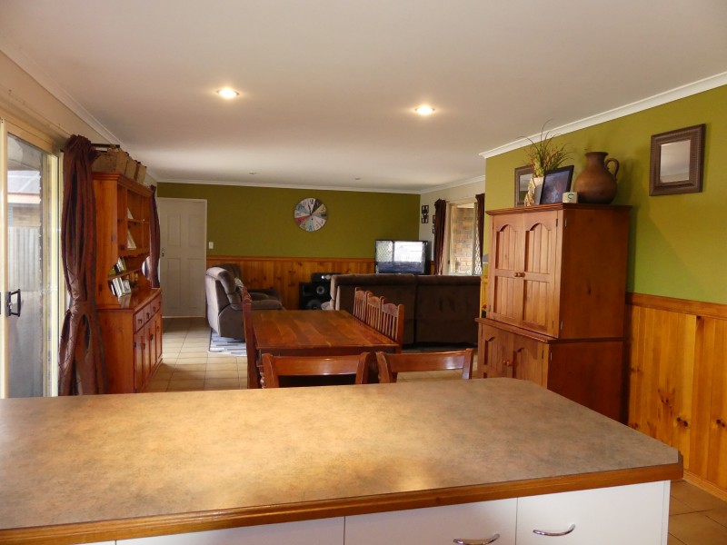 34 Cunnington St, Bundaberg East QLD 4670